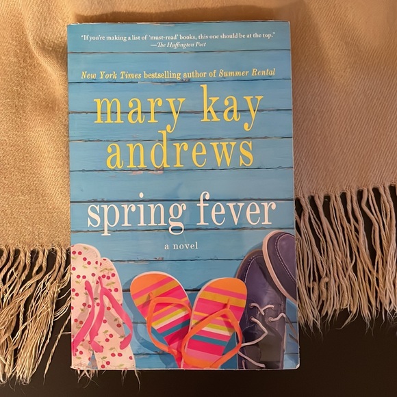 Two wonderful novels! Perfect for poolside reading. - Picture 2 of 3